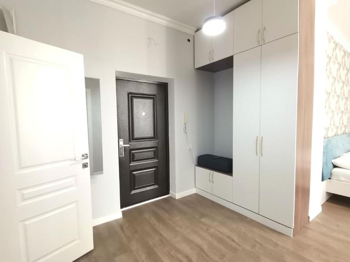 Сканди-Однушка На Пирамиде Promyshlennyy Exteriér fotografie